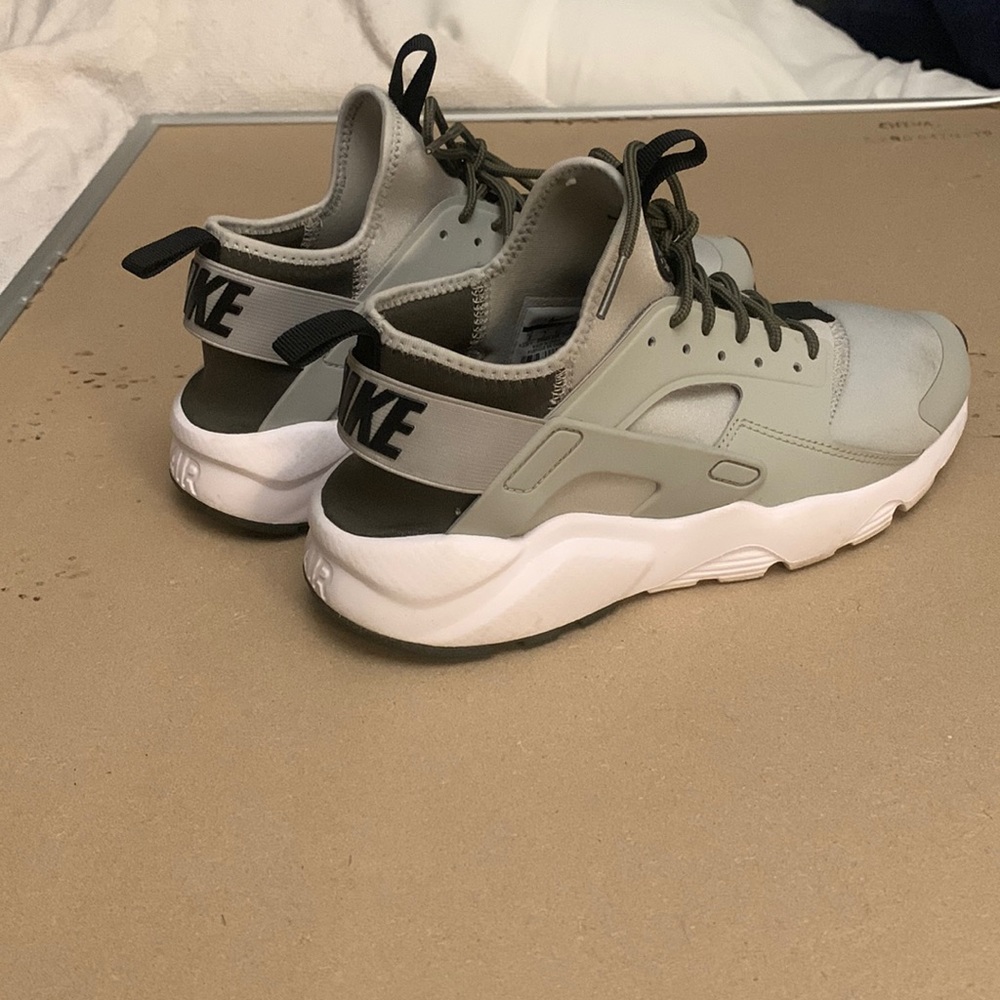 Nike Huraches